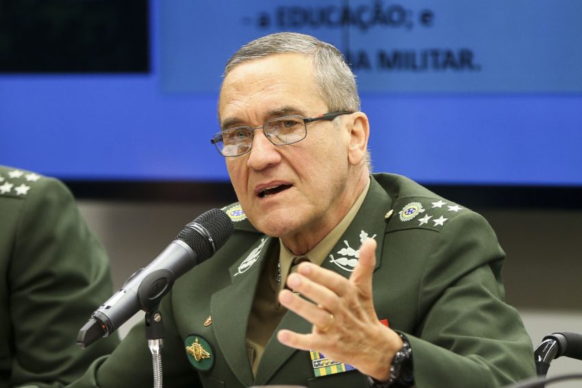 Ali, nós conscientemente trabalhamos sabendo que estávamos no limite. Mas sentimos que a coisa poderia fugir ao nosso controle se eu não me expressasse', disse - General Villas Bôas. Foto: Marcelo Camargo/EBC Ali, nós conscientemente trabalhamos sabendo que estávamos no limite. Mas sentimos que a coisa poderia fugir ao nosso controle se eu não me expressasse', disse - General Villas Bôas. Foto: Marcelo Camargo/EBC